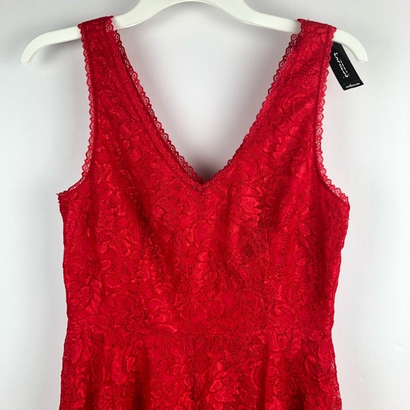 Express Women Sleeveless V neck Lace Overlay - Picture 2 of 5